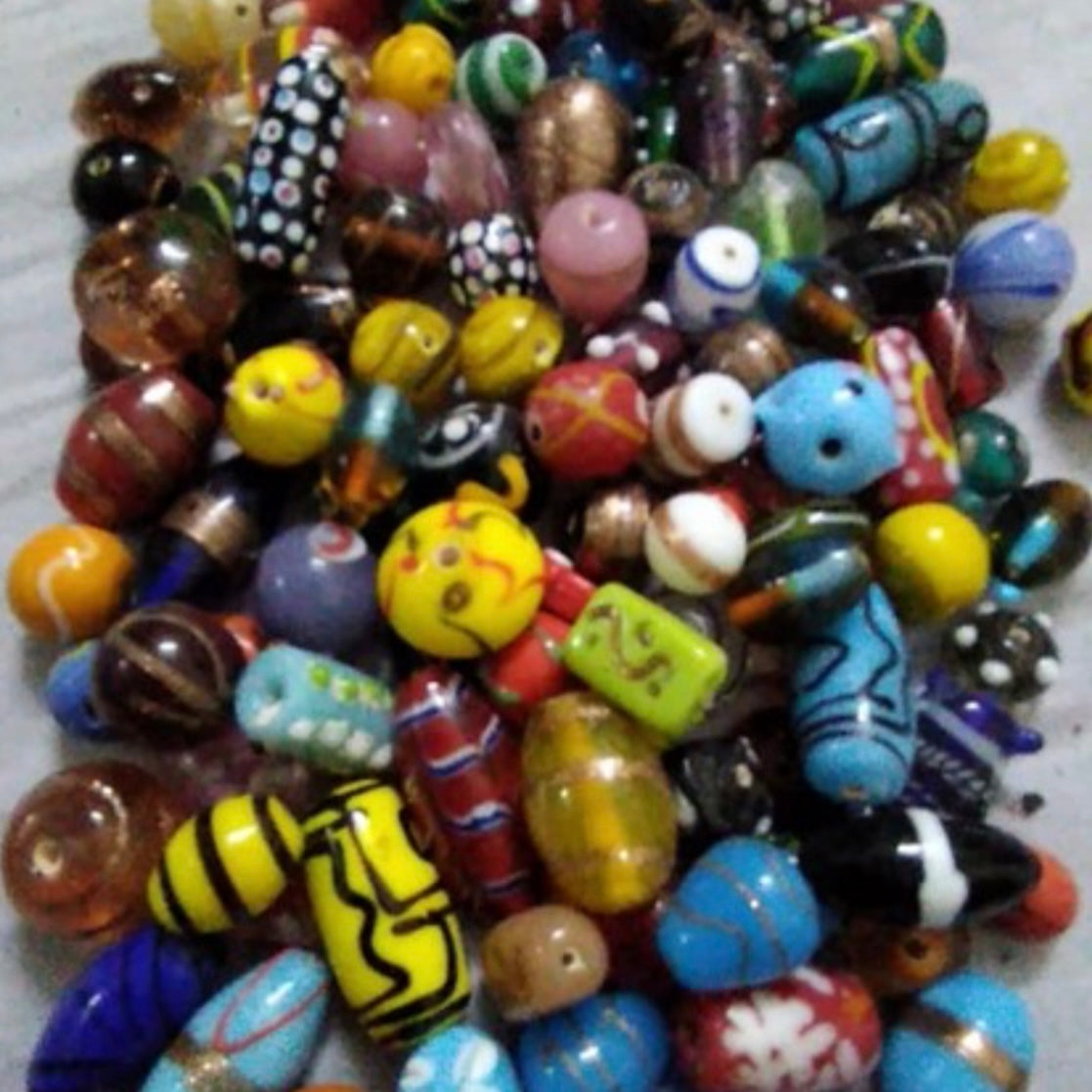 Assorted Glass Beads (1KG)