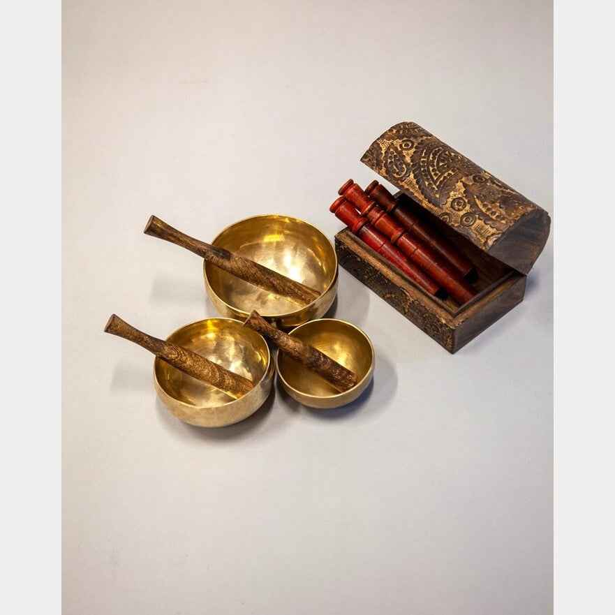 Seven-Metals Singing Bowls with Mallets (Set of Three)