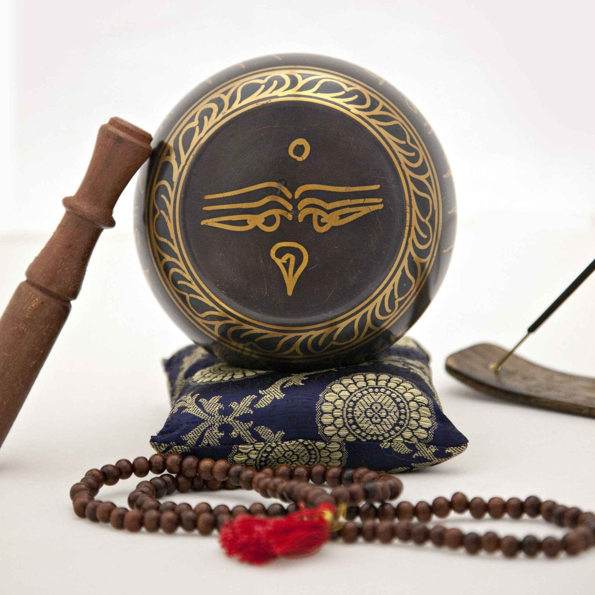Seven-Metal OM Singing Bowl with Mallet