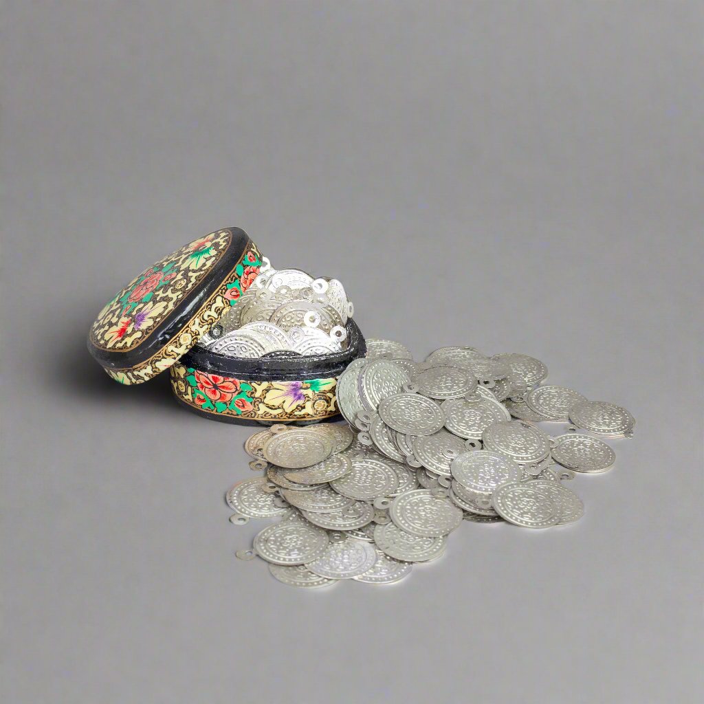 Traditional Large White Metal Coins (Set of 100) - Ideal for Collectors & Crafters - Apparel & Accessories > Jewelry > Charms