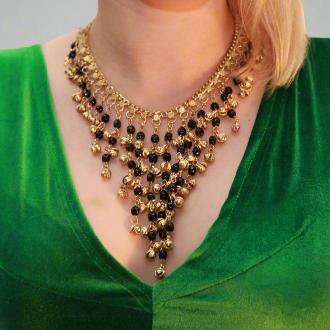 White Metal Necklace with Intricate Bead Accents - Detailed & Elegant Design - Apparel & Accessories > Jewelry > Necklaces