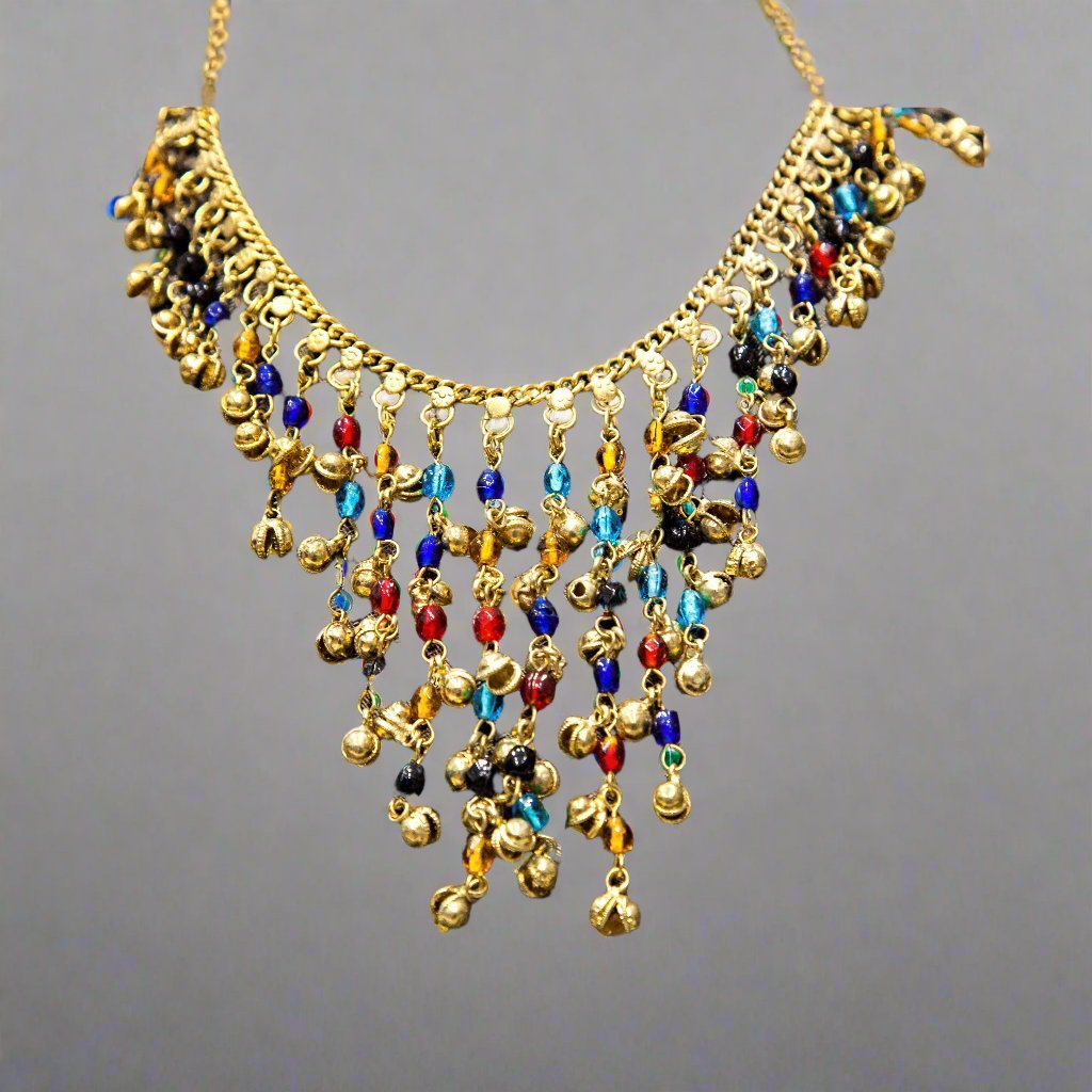 White Metal Necklace with Intricate Bead Accents - Detailed & Elegant Design - Apparel & Accessories > Jewelry > Necklaces