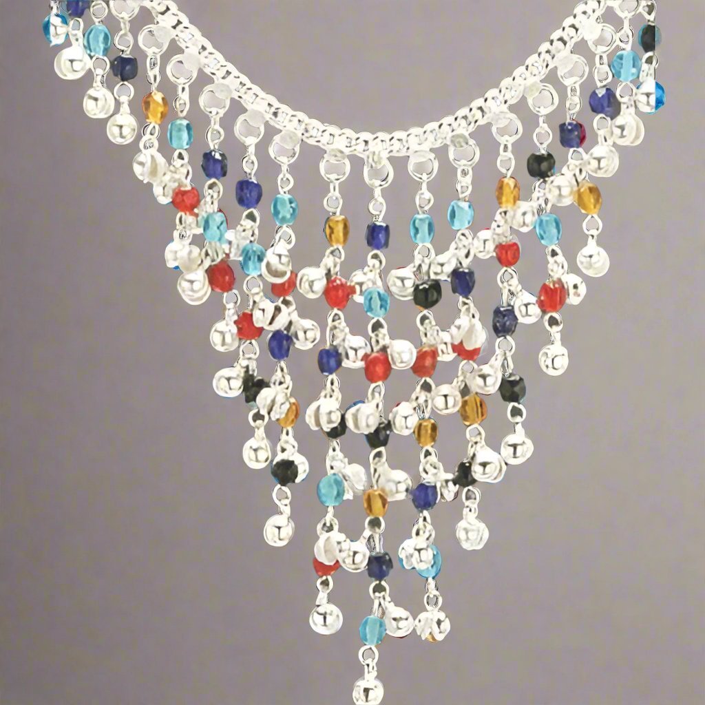 White Metal Necklace with Intricate Bead Accents - Detailed & Elegant Design - Apparel & Accessories > Jewelry > Necklaces