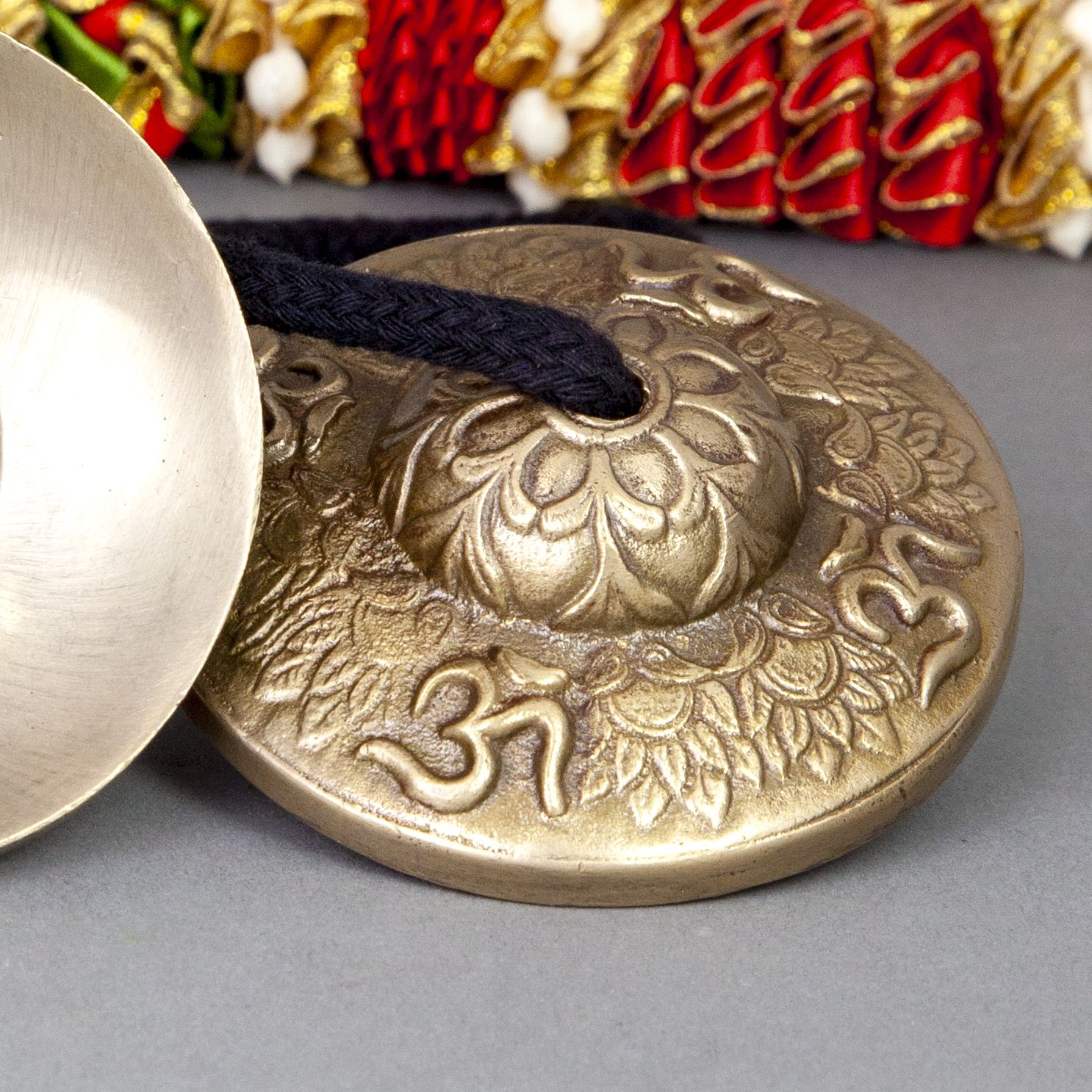 3-Inch Seven-Metals Tingsha Cymbal with Om Symbol_zoom