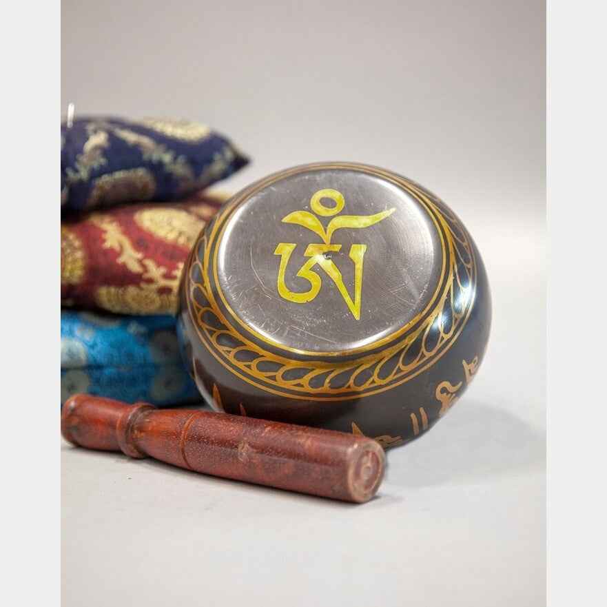 Seven-Metal OM Singing Bowl with Mallet