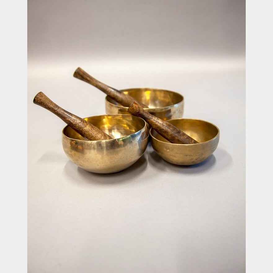 Seven-Metals  Singing Bowls with Mallets (Set of Three)