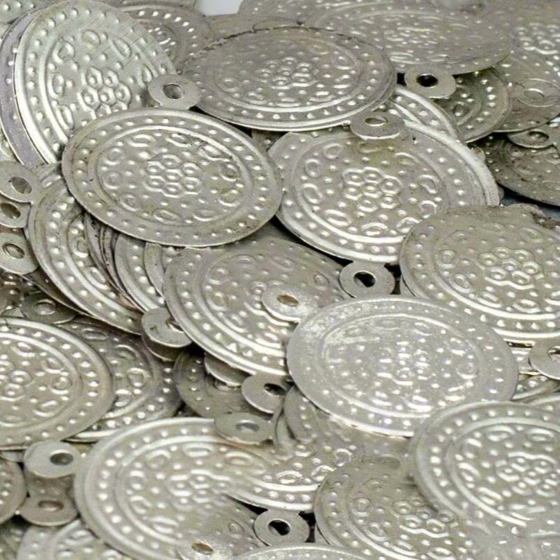 Traditional Large White Metal Coins (Set of 100) - Ideal for Collectors & Crafters - Apparel & Accessories > Jewelry > Charms & Pendants - Bellbazaar.com - JP185