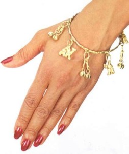 Gold-Tone White Metal Animal Charm Bracelet - Playful & Whimsical Design